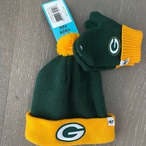 Green Bay Packers beanie and mittens set
